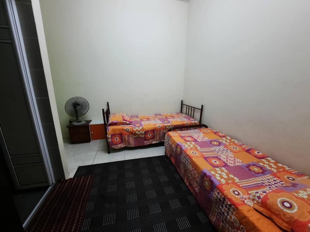 Homestay Ipoh Pengkalan Zawiah Kültér fotó